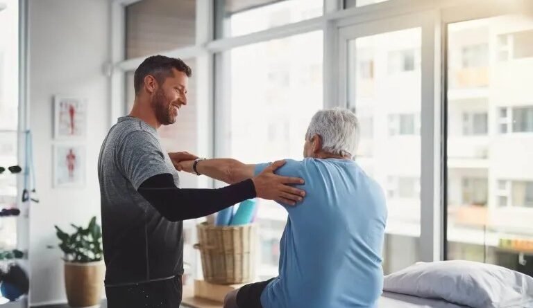 Expert Physical Therapists for Personalized Recovery Plans